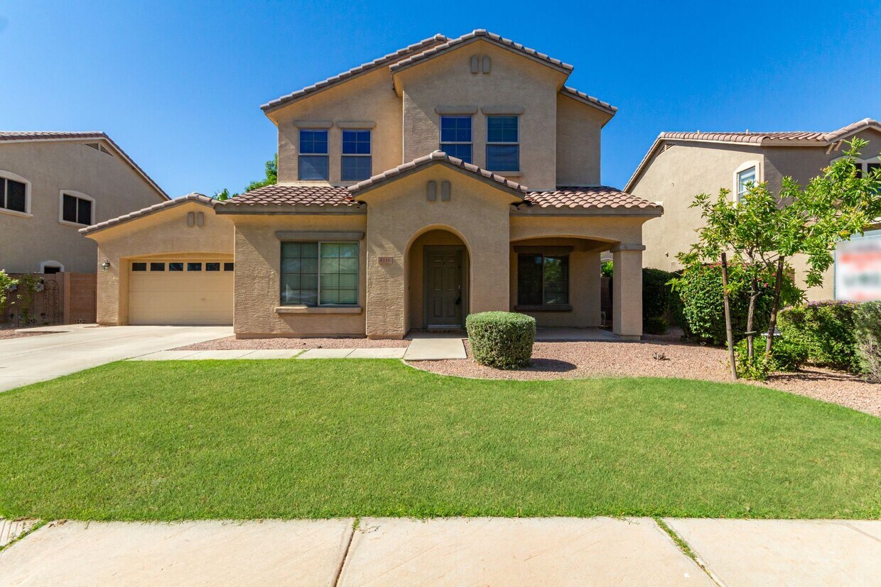 Primary Photo - Chandler 4 Bedroom - 2.5 Bathroom with Pri...