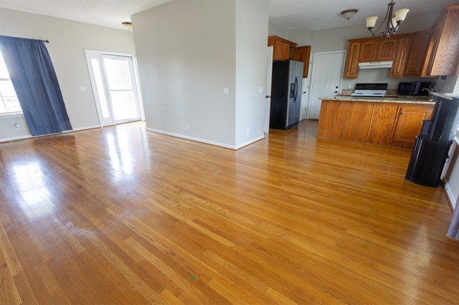 Building Photo - 6000 Indian Ridge Blvd
