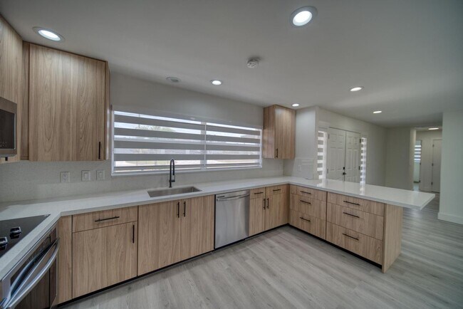Foto del edificio - 5150 York Ct