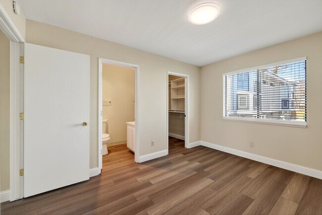 Building Photo - 338 Wheeler Ave