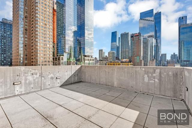 Building Photo - 2 bedroom in New York NY 10036