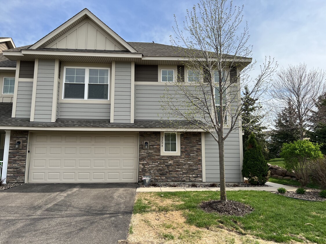 Foto principal - 3294 Red Oak Trl