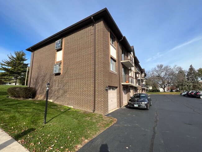 Foto del edificio - 1712 S Washington St