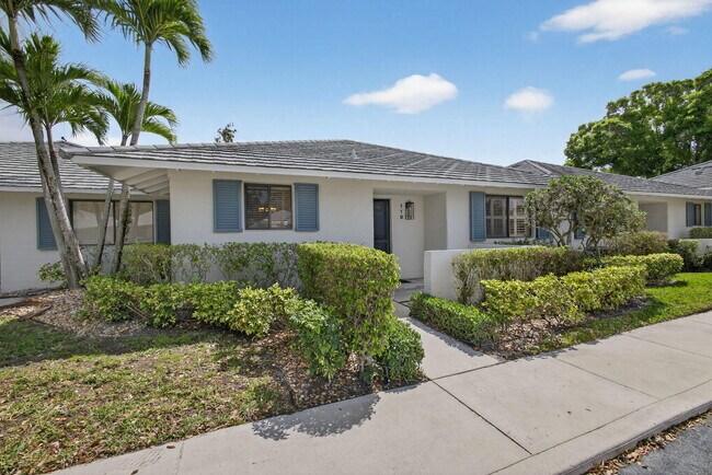 Foto del edificio - 119 Club Dr