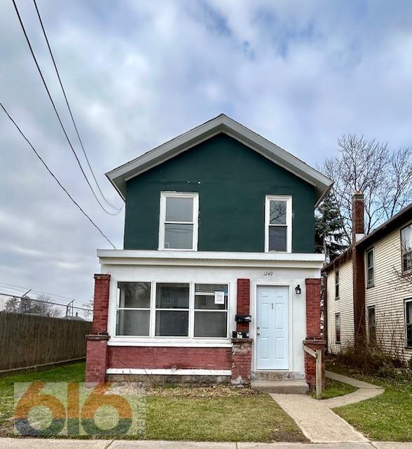 Foto del edificio - 1249 Davis Ave NW