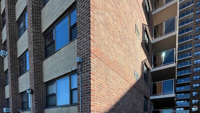 FOTO DE EDIFICIO - River Terrace Apartments