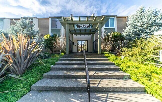 Gated Community Entrance - 3471 Pennsylvania Cmn