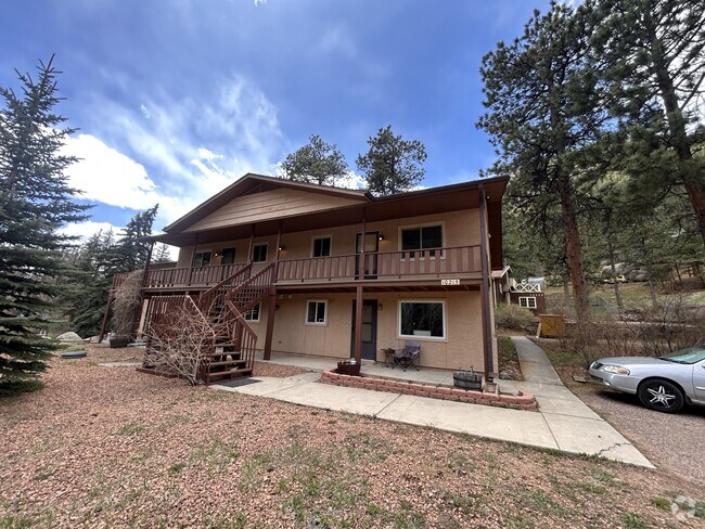 Building Photo - 10215 Ute Pass Ave