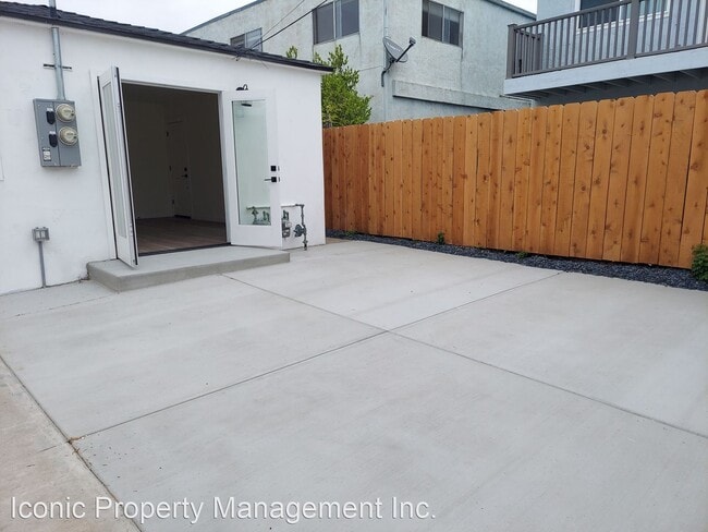 Building Photo - 2 br, 1 bath House - 1263 Reed Ave
