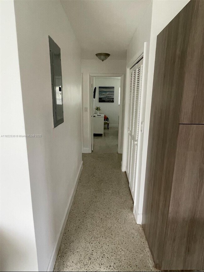 Foto del edificio - 38 Silver Springs Dr