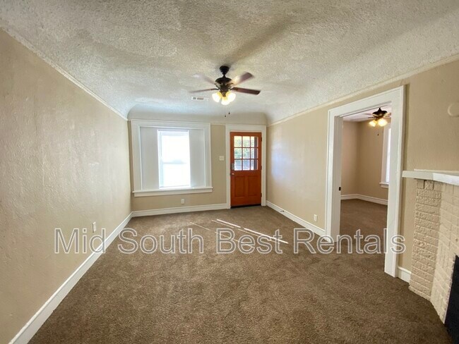 Foto del edificio - 1510 W 26th St