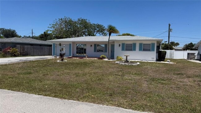 Building Photo - 339 Pine Tree Rd