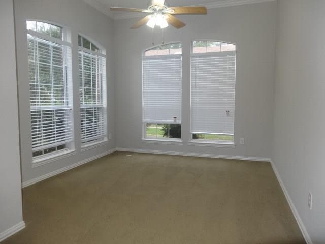 Foto del edificio - 618 Rivercove Dr