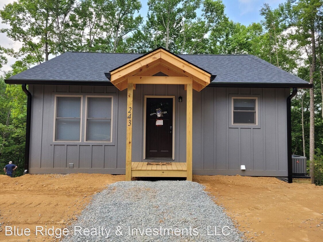 Foto principal - 2 br, 2 bath House - 229 Oliver Lane