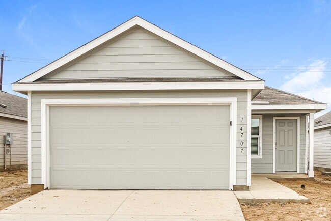 Building Photo - 14707 Greenfield Ml
