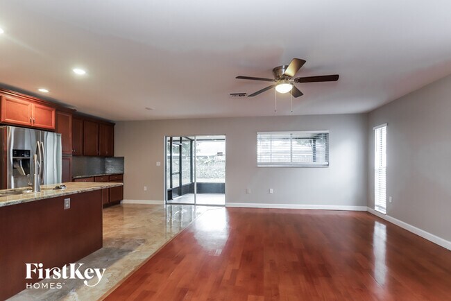 Foto del edificio - 1986 Groveland Road