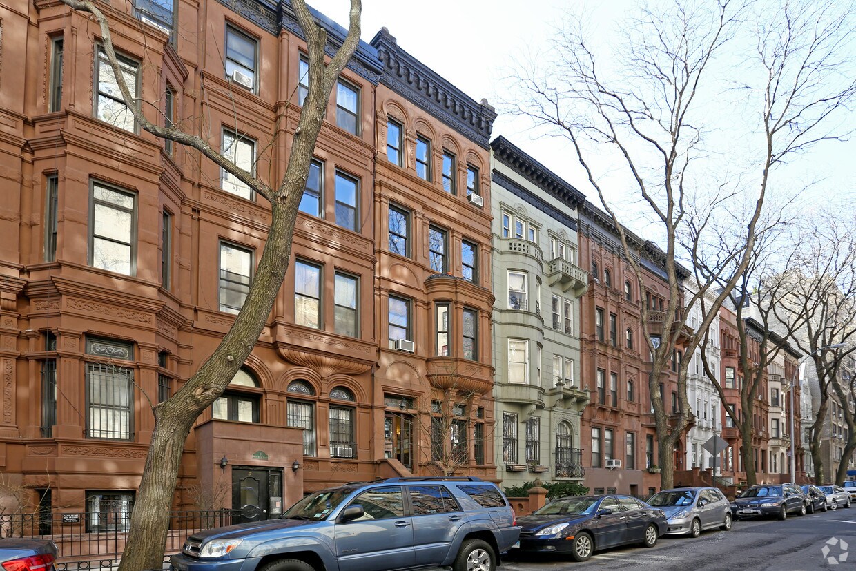 Foto del edificio - 10 W 90th St