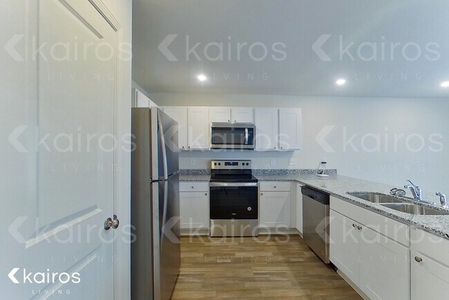 Building Photo - 112 Tanners Ct.