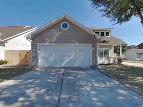 Building Photo - 21214 Peachvine Ln