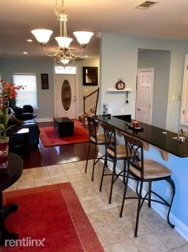 Building Photo - 2 br, 2.5 bath Townhome - 1282 Tropical Cove