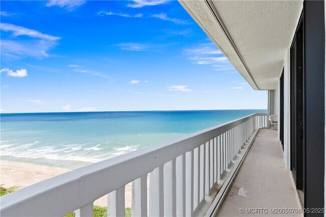 Foto del edificio - 9960 S Ocean Dr