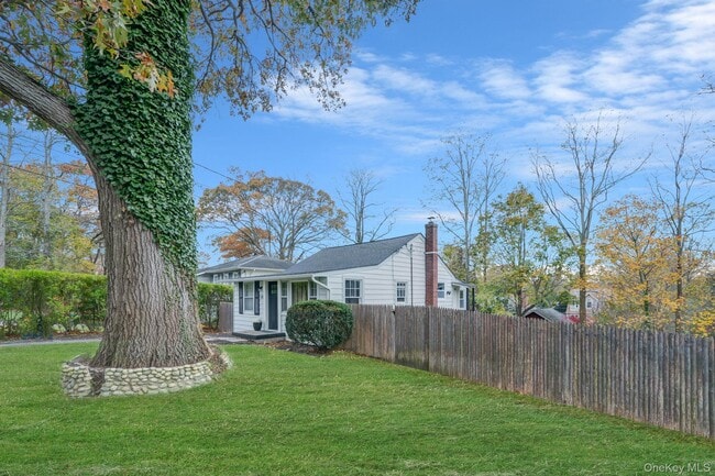 Building Photo - 120 Lookout Dr