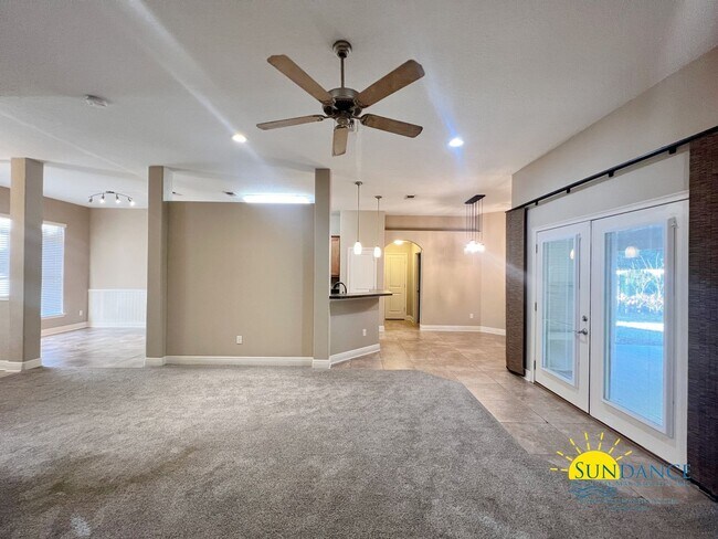 Foto del edificio - Gorgeous 4 bedroom home located in sought ...
