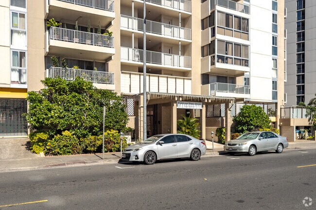 Foto del edificio - Kapiolani Townhomes
