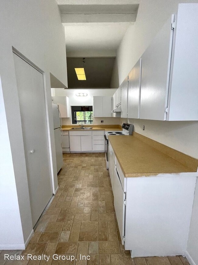 Building Photo - 2 br, 2 bath House - 7270 Cloister Dr #7270