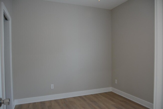 Foto del edificio - 3903 Winthrop Ave
