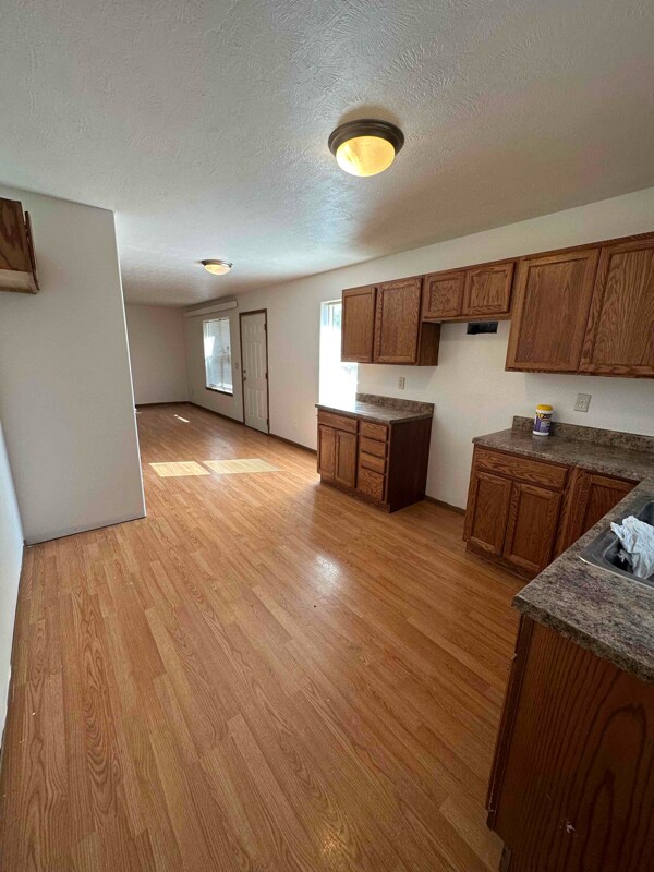 Foto del edificio - 636 Nowlin St