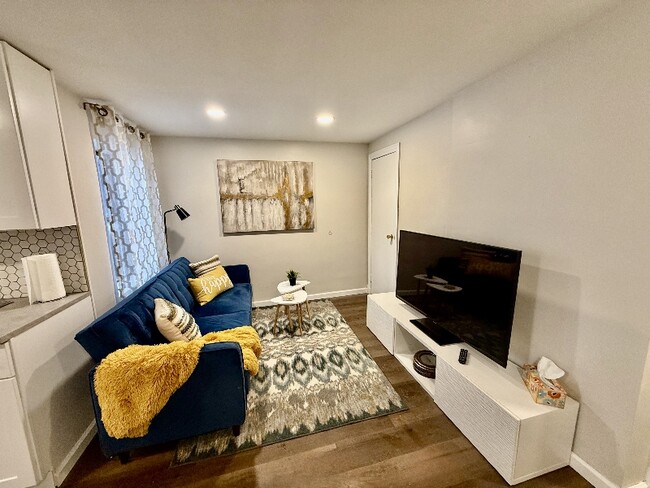 Photo - 115 Penn St Apartment