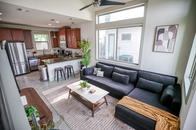 Foto del edificio - 8500 Bowling Green Dr