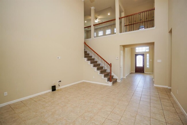 Building Photo - 18806 Alta Pine Ln