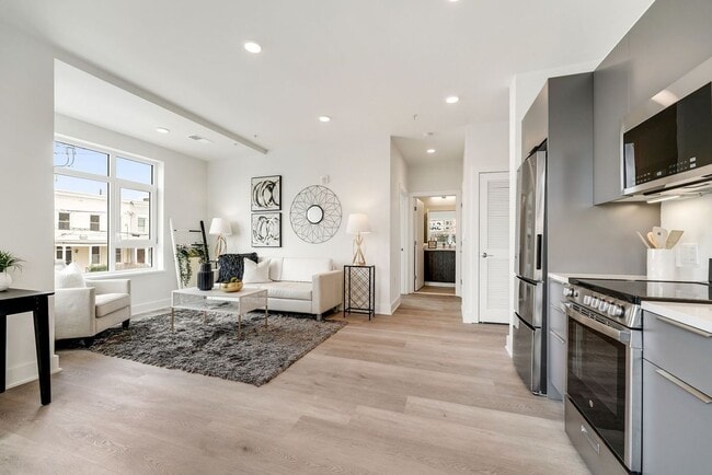 Foto del edificio - 3831 Georgia Ave NW