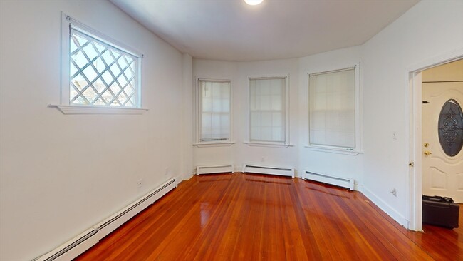 Building Photo - 73 Highland St