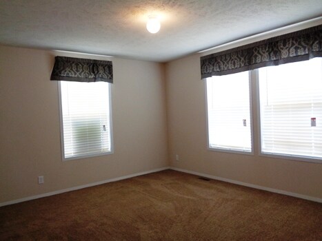 Foto del edificio - 58170 Brookside Dr