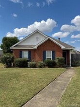 Building Photo - 1100 Stafford Dr