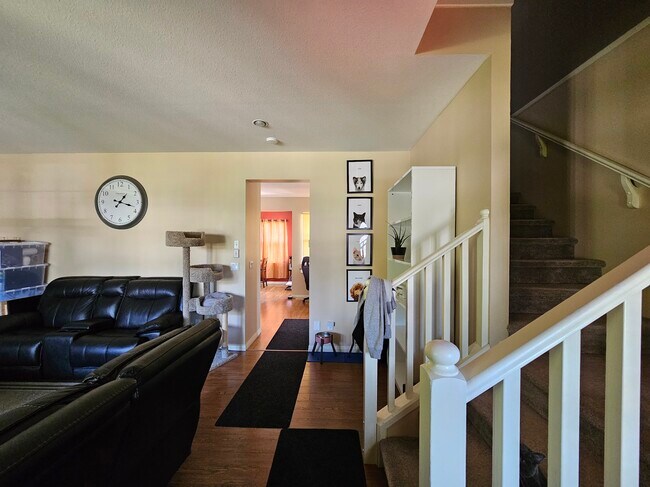 Photo du bâtiment - 36220 Shadbolt Ave