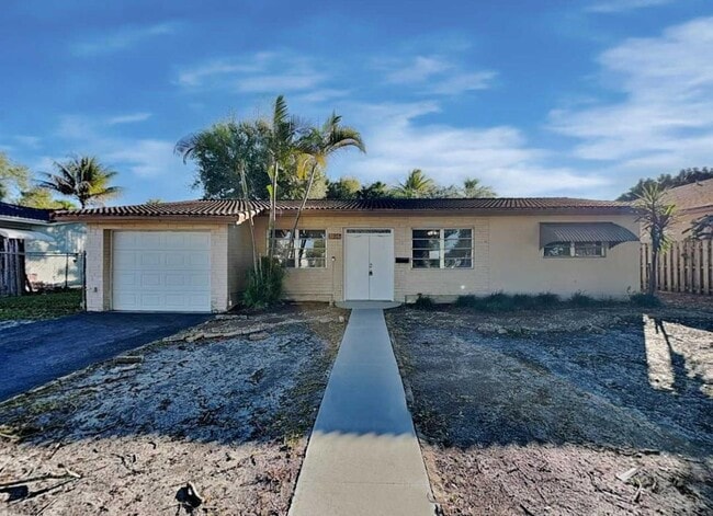 Photo - 3300 N 46th Ave House