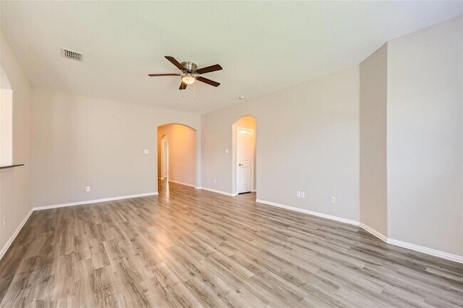 Foto del edificio - 931 Ranch Rd