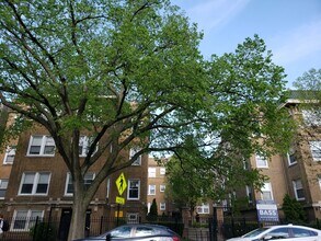 Building Photo - 4837 N Kimball Ave