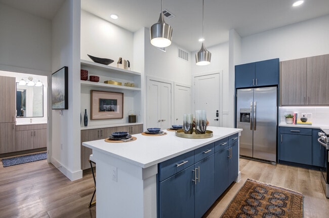 Building Photo - The Flynn at Live Oak