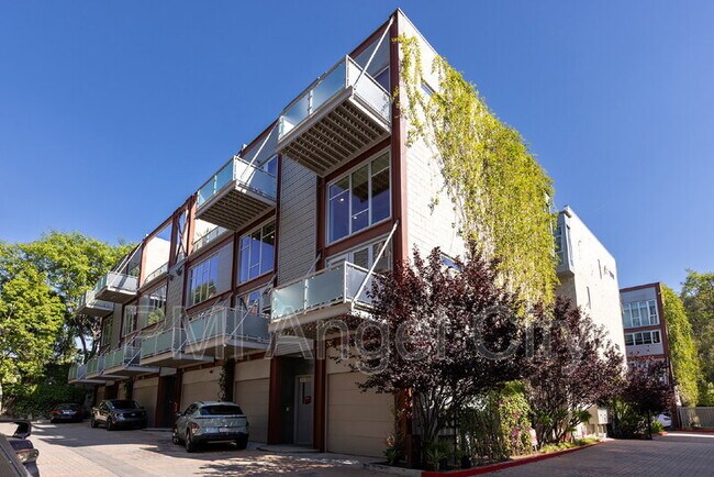 Foto del edificio - 3450 Cahuenga Blvd W