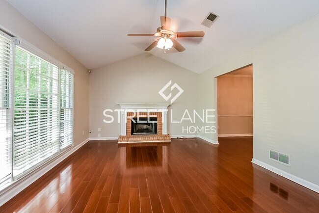 Foto del edificio - 3 Bedroom in Marietta