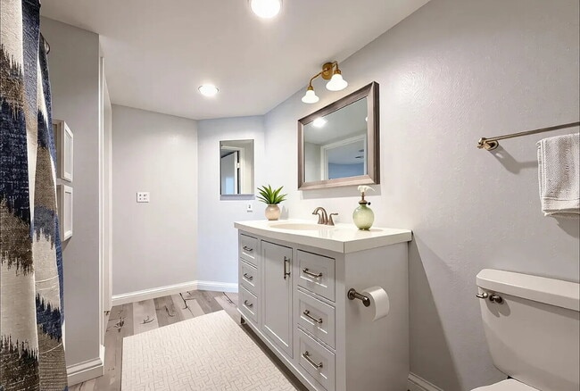 Building Photo - Don't miss this amazing opportunity to liv...