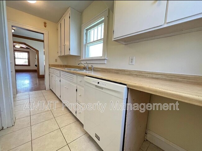 Foto del edificio - 421 19th St NE