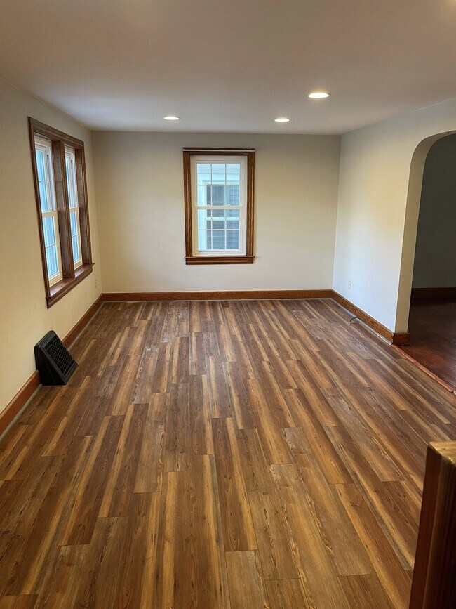 Foto del edificio - 325 2nd Ave