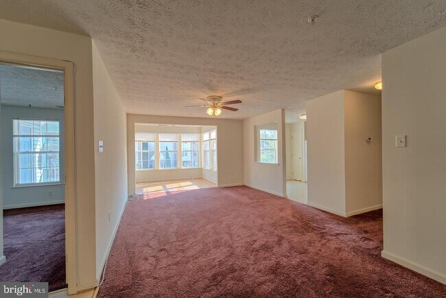 Foto del edificio - 7906 Valley Manor Rd