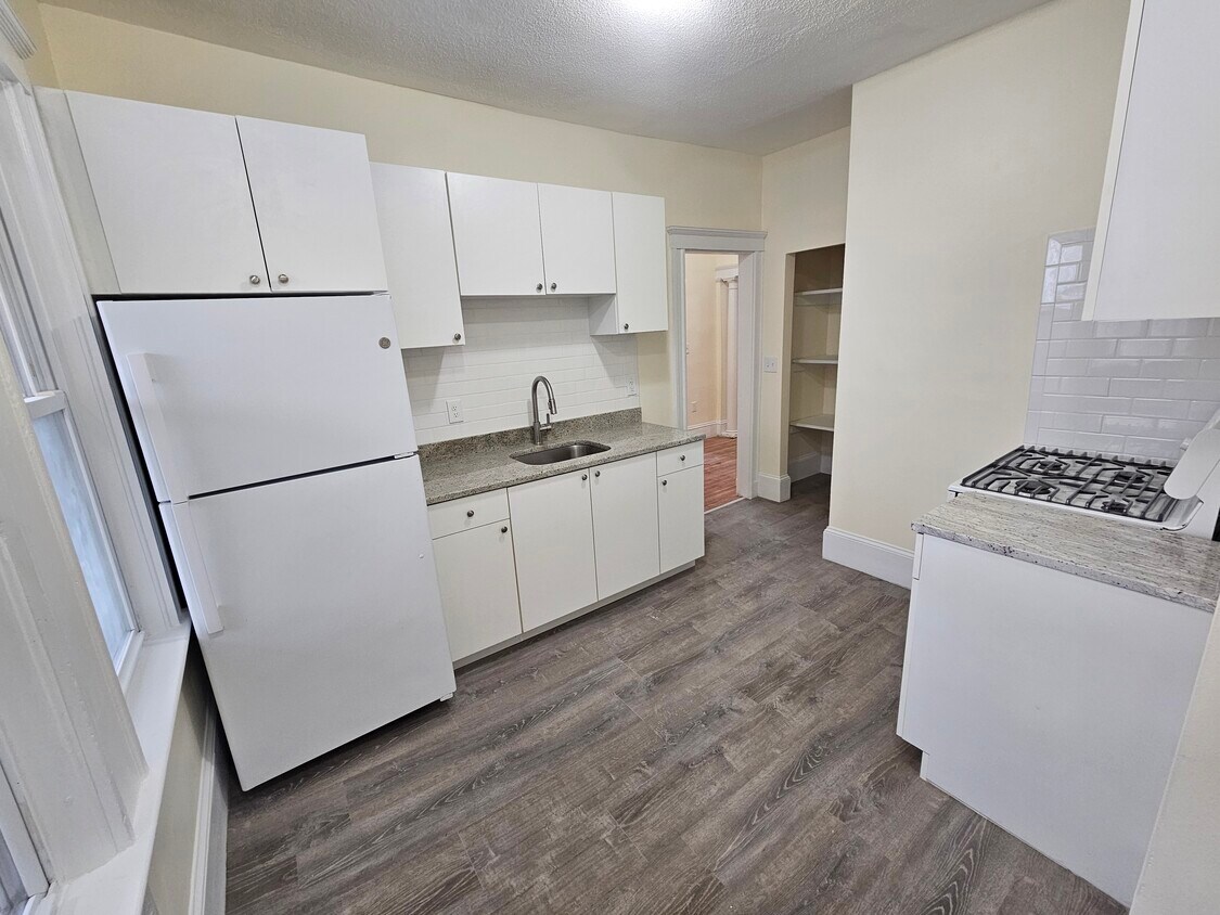 Foto principal - 50 Wheatland Ave